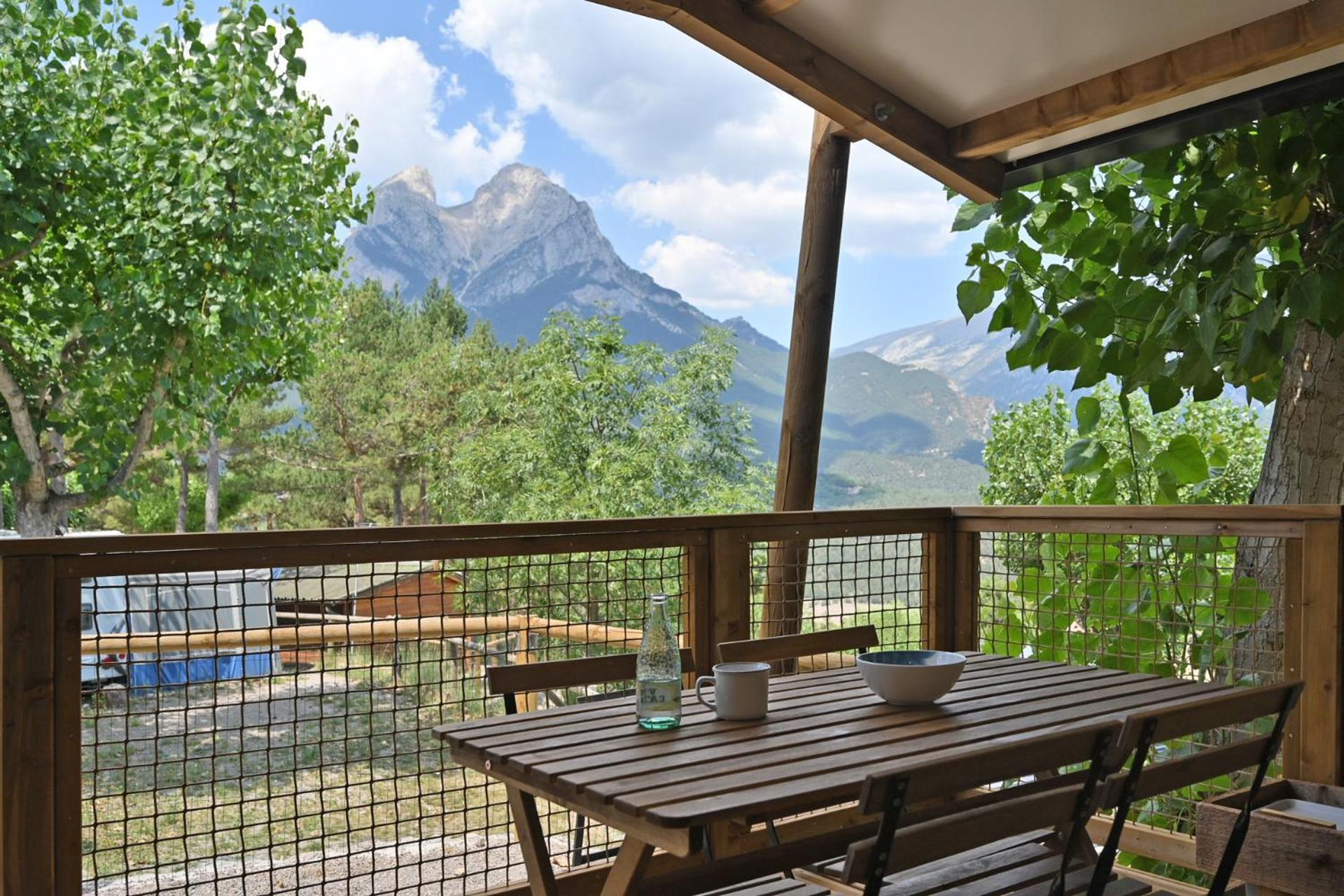 Bungalows Del Camping Pedraforca Saldés Rum bild